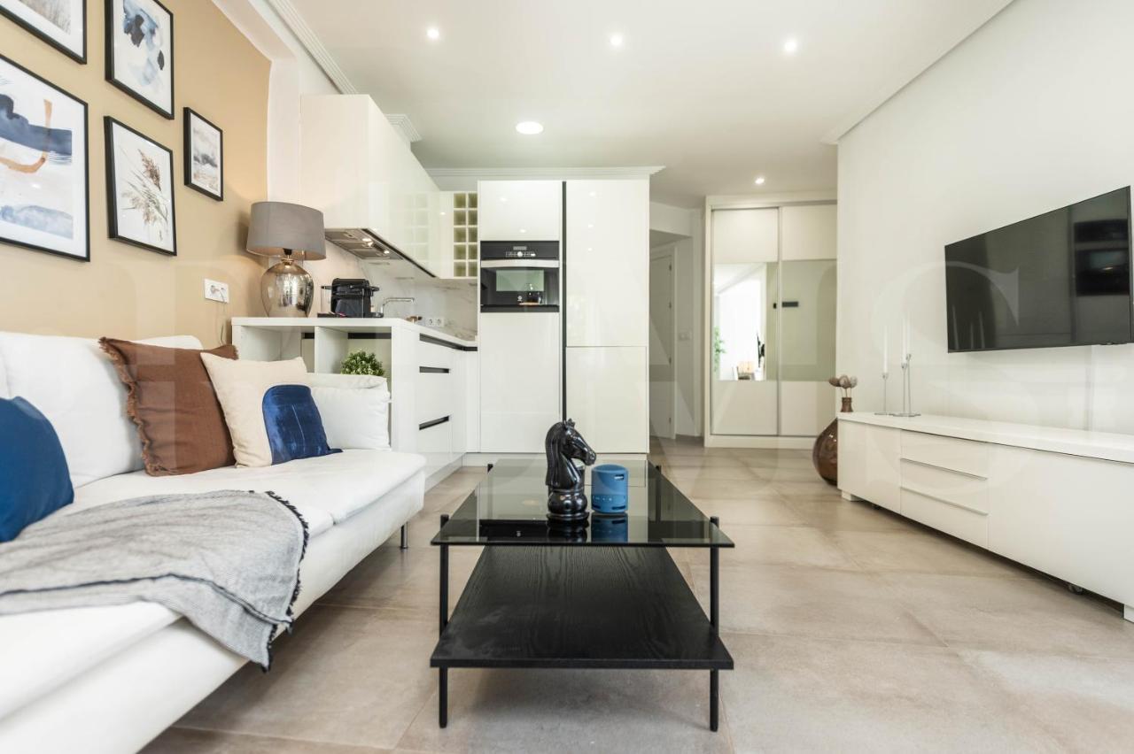 Serene & Spacious Apartment - Center By Rems Malaga Ngoại thất bức ảnh